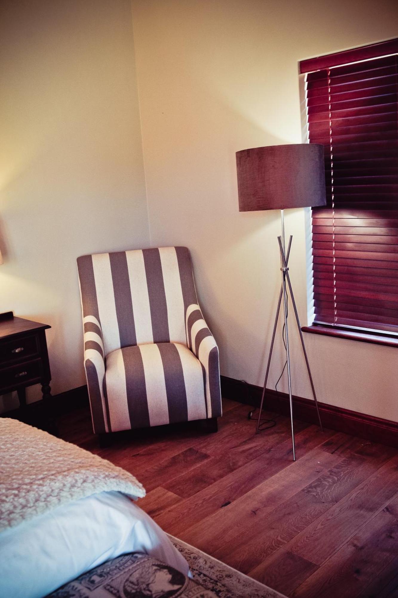 Under Oaks Guesthouse Paarl Phòng bức ảnh