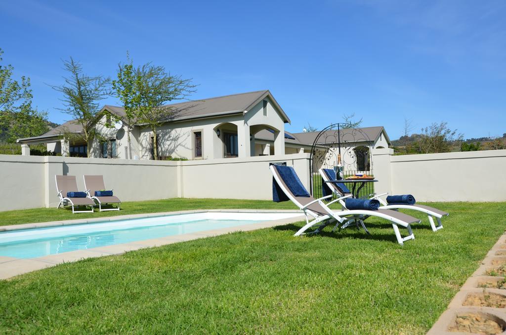 Under Oaks Guesthouse Paarl Ngoại thất bức ảnh