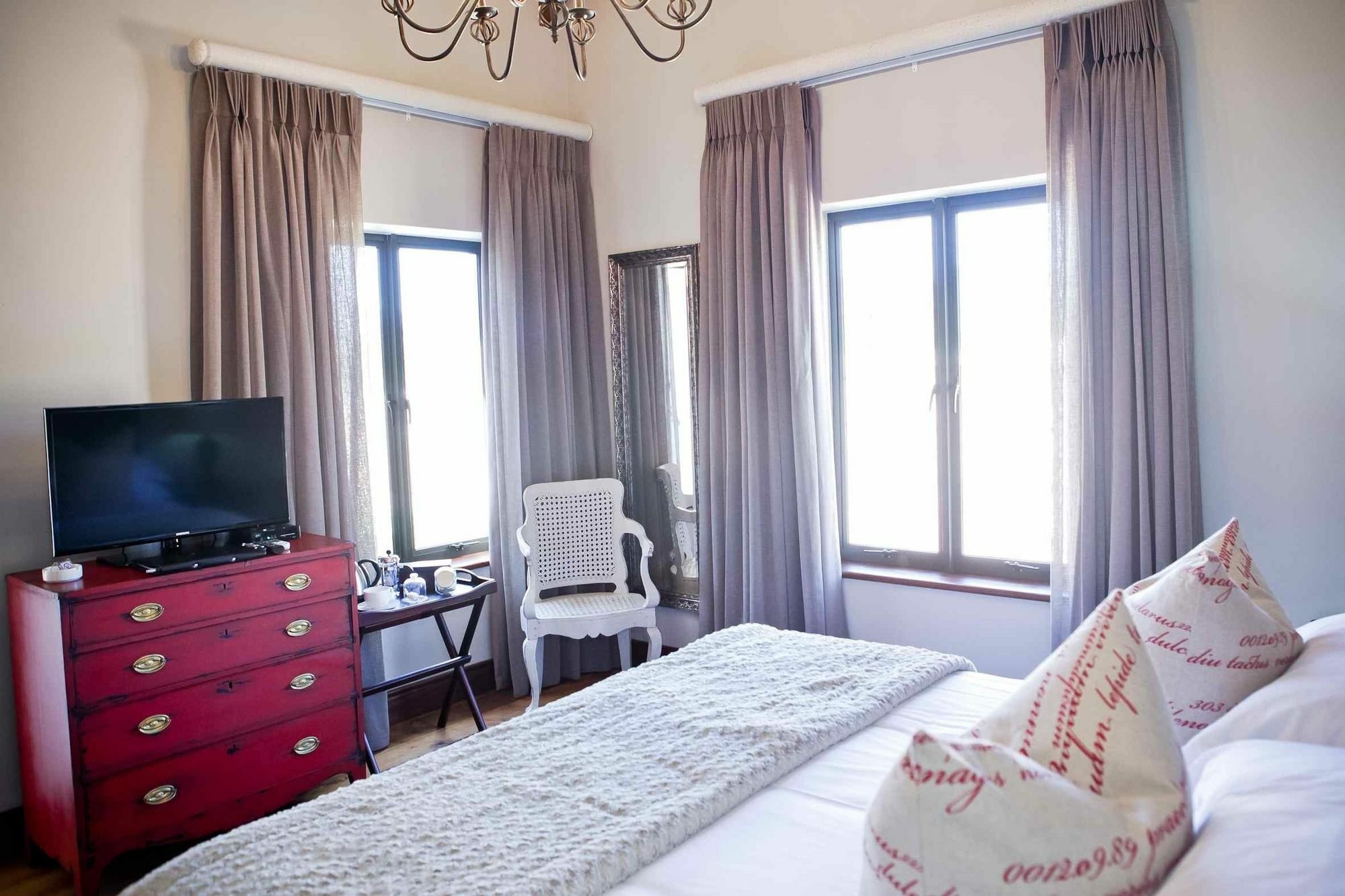 Under Oaks Guesthouse Paarl Ngoại thất bức ảnh